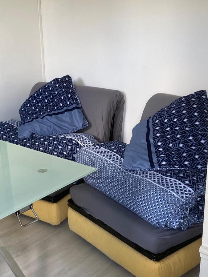 Adorable Gesthouse Avec Parking Gratuit Sur Place. Appartement Le Chene Buitenkant foto