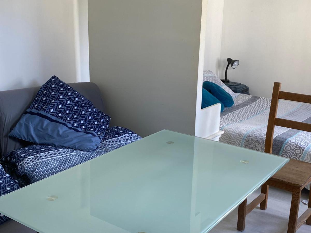Adorable Gesthouse Avec Parking Gratuit Sur Place. Appartement Le Chene Buitenkant foto